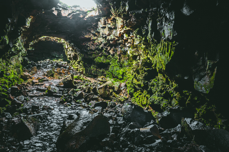 raufarholshellir lava tunnel