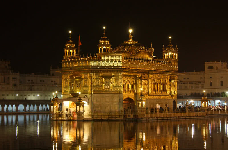 golden temple in amritsar
